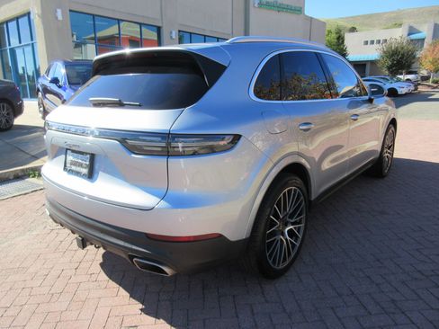 Used 2023 Porsche Cayenne image 77