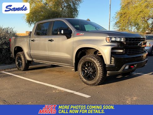 Used 2021 Chevrolet Silverado 1500 LT Trail Boss w/ Convenience Package II image 1