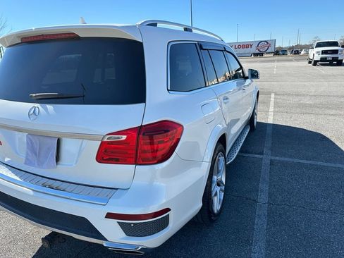 Used 2013 Mercedes-Benz GL 550 4MATIC image 7