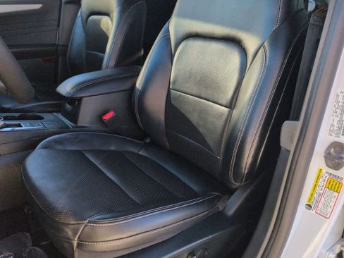 Certified 2022 Ford Escape SEL image 17