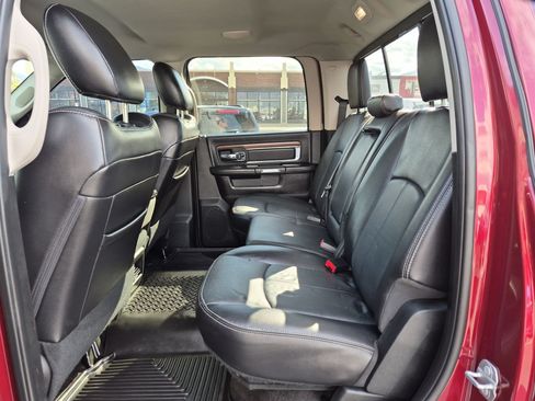 Used 2018 RAM 2500 Laramie w/ Sport Appearance Group AWD/4WD image 28