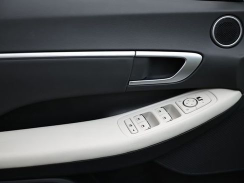 Certified 2025 Hyundai Sonata SEL image 15