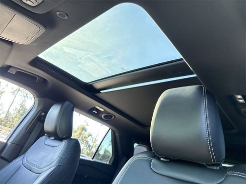 Used 2022 Ford Explorer ST w/ Equipment Group 401A image 15