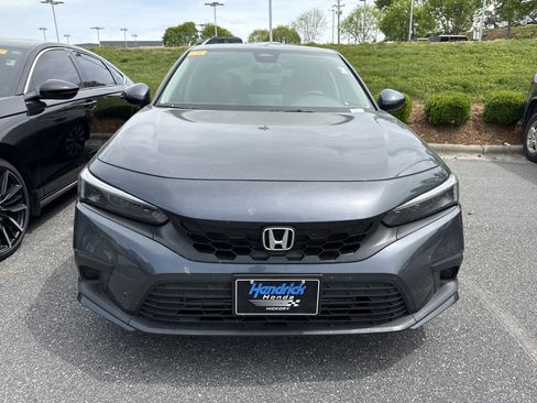 Used 2024 Honda Civic EX-L image 3