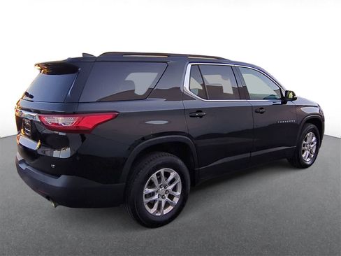 Used 2020 Chevrolet Traverse LT image 8