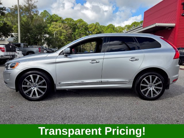 Used 2015 Volvo XC60 T5 Platinum w/ Inscription Package FWD image 2