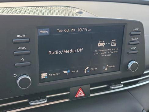 New 2026 Hyundai Elantra Hybrid FWD image 15