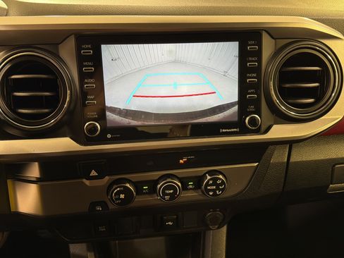 Used 2023 Toyota Tacoma SR5 RWD image 16