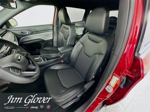 New 2026 Jeep Compass Latitude image 29