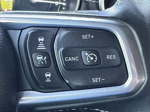 Used 2021 Jeep Wrangler Unlimited Sahara w/ Cold Weather Group image 27