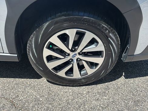 Used 2023 Subaru Outback Premium image 24