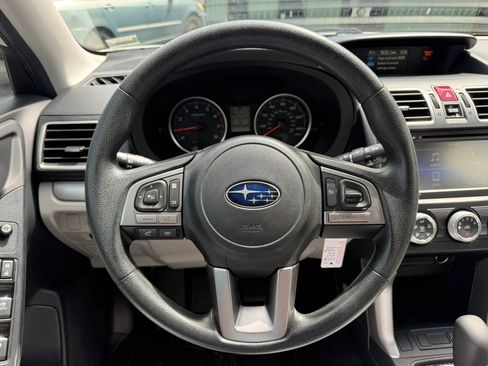 Used 2018 Subaru Forester 2.5i w/ Alloy Wheel Package AWD/4WD image 18