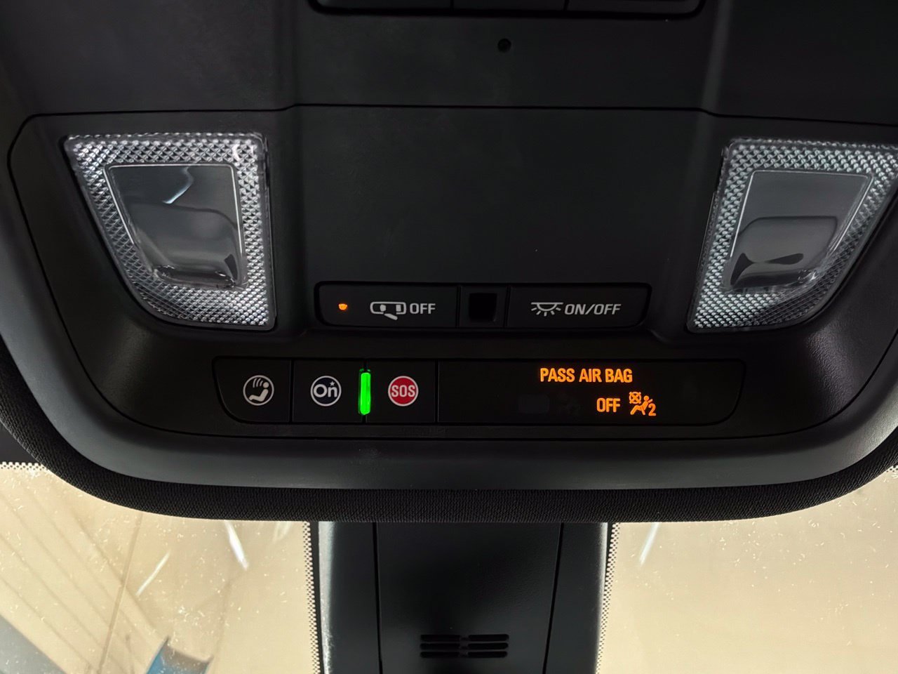 Used 2023 Chevrolet Traverse LT FWD image 20