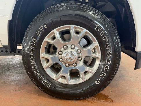 Used 2024 RAM 2500 Laramie image 8