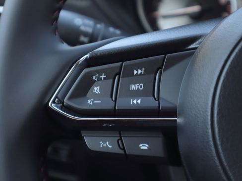 New 2025 MAZDA CX-5 Carbon Edition image 17