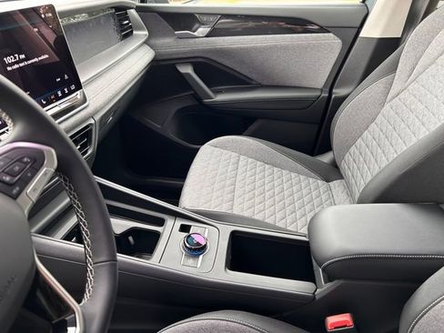 New 2026 Volkswagen Tiguan S image 9