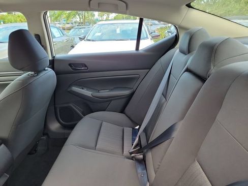 New 2026 Nissan Altima 2.5 SV FWD image 11