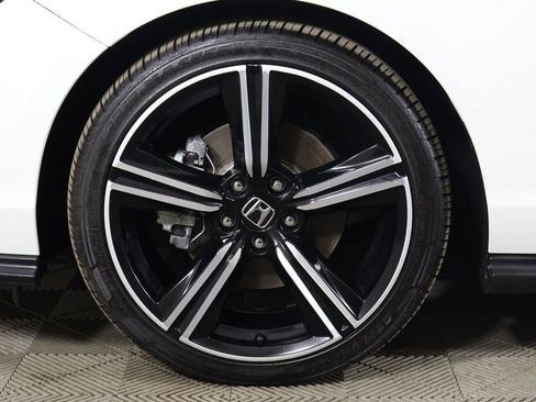 Used 2023 Honda Accord Sport image 18