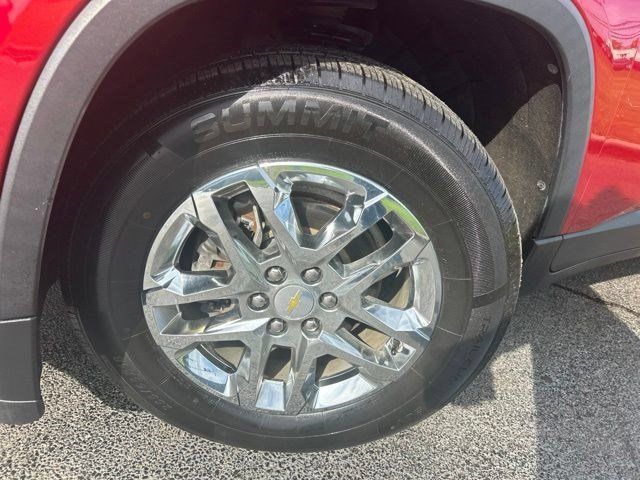 Used 2021 Chevrolet Traverse LT FWD image 50