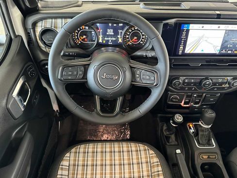 New 2026 Jeep Gladiator Sport AWD/4WD image 11