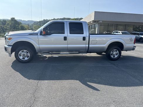 Used 2011 Ford F250 XLT image 3