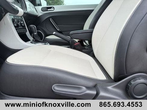 Used 2019 Volkswagen Beetle 2.0T S FWD image 31