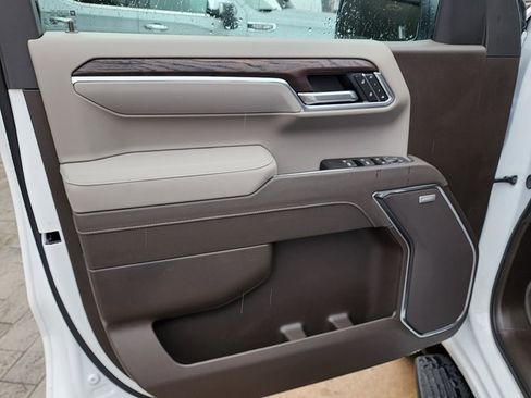 New 2026 GMC Sierra 1500 SLT w/ SLT Premium Package image 14