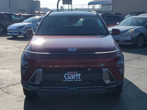 Used 2024 Hyundai Kona Limited image 11