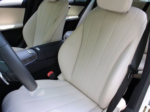 Used 2024 Mercedes-Benz E 350 4MATIC Sedan w/ Night Package image 9