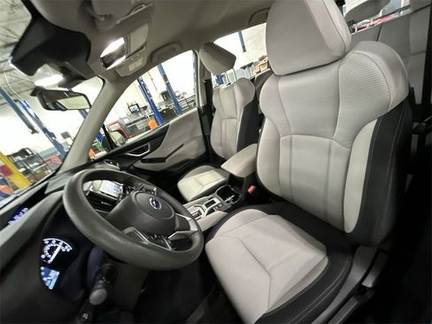 Certified 2023 Subaru Forester Base image 15