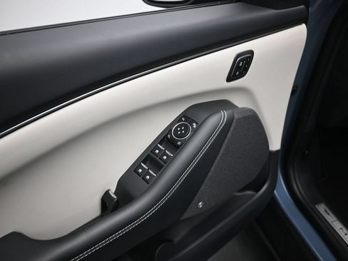 Used 2023 Ford Mustang Mach-E Premium RWD image 11