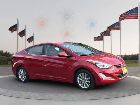 Used 2015 Hyundai Elantra SE w/ Option Group 03 FWD image 9