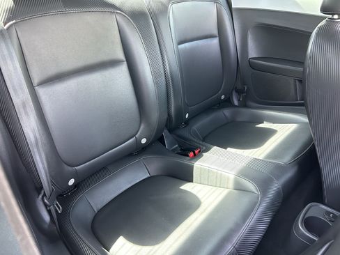 Used 2014 Volkswagen Beetle 1.8T FWD image 11