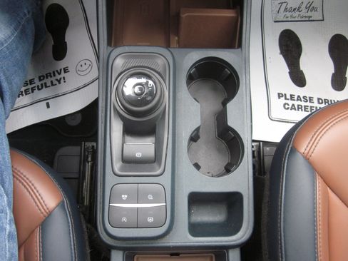 Used 2022 Ford Maverick Lariat w/ Lariat Luxury Package AWD/4WD image 17