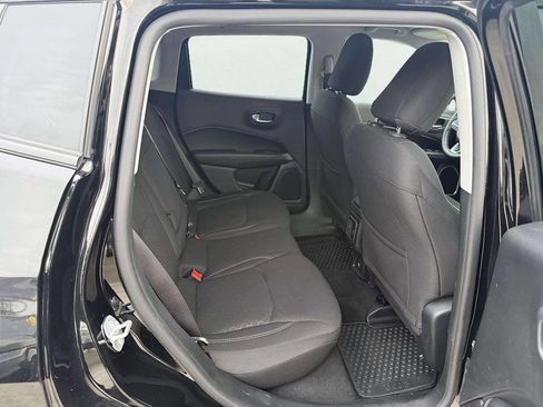 Used 2018 Jeep Compass Sport w/ Cold Weather Group image 13