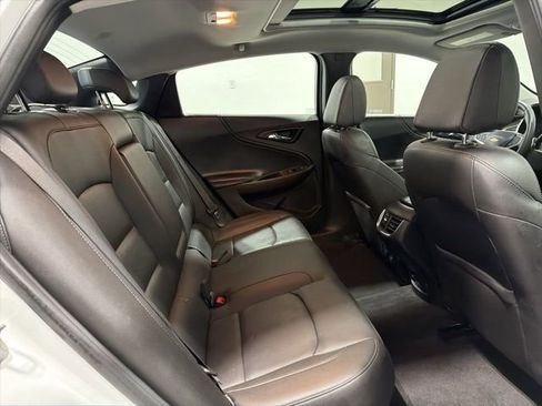 Used 2019 Chevrolet Malibu Premier image 23