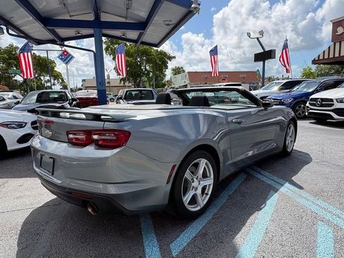 Used 2023 Chevrolet Camaro LT RWD image 5