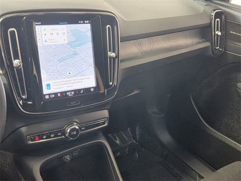 Certified 2023 Volvo XC40 Recharge Ultimate w/ Protection Package Premier image 31