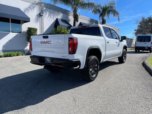 Used 2025 GMC Sierra 1500 AT4X image 5