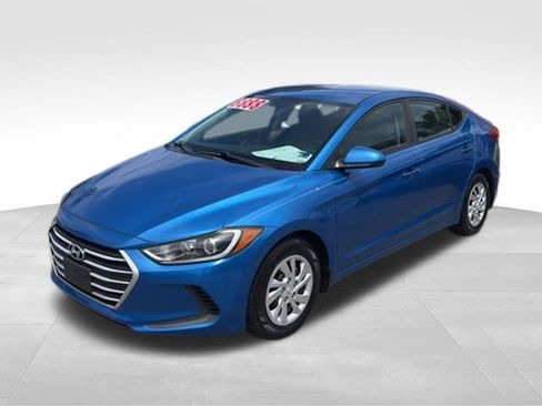 Used 2017 Hyundai Elantra SE FWD image 30