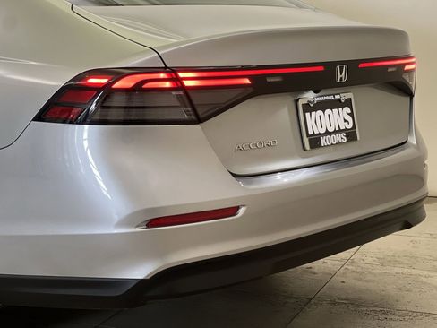 Used 2025 Honda Accord LX image 27