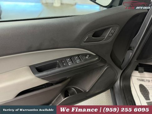 Used 2019 Chevrolet Colorado W/T w/ WT Convenience Package AWD/4WD image 25