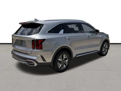 Used 2023 Kia Sorento EX FWD image 5