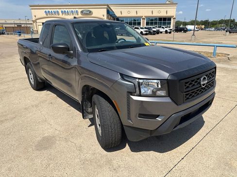 Used 2022 Nissan Frontier S w/ Technology Package AWD/4WD image 17