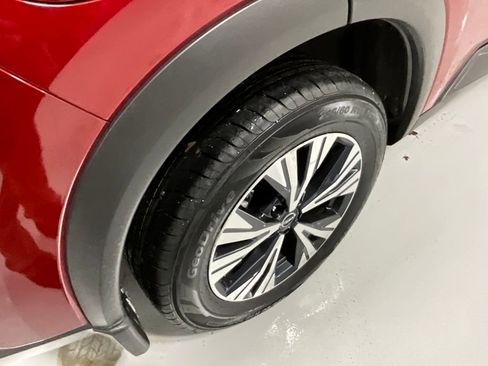 Used 2023 Nissan Rogue SV w/ SV Premium Package image 14