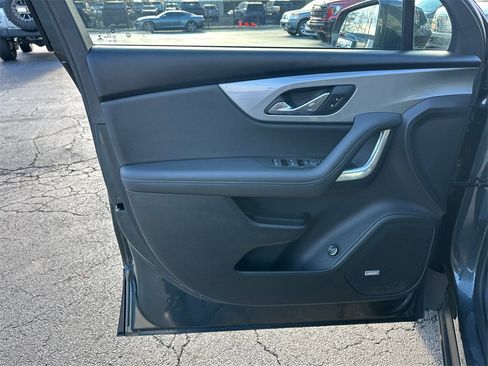 Used 2019 Chevrolet Blazer LT w/ Sound & Technology Package image 11