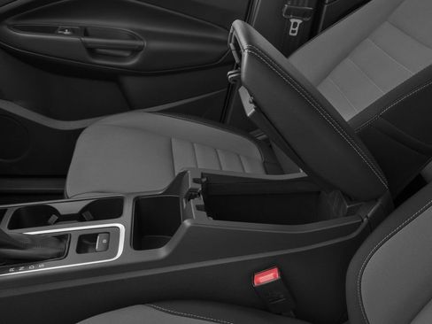 Used 2017 Ford Escape SE w/ Equipment Group 201A FWD image 9