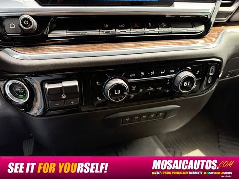 Used 2024 Chevrolet Silverado 2500 LT AWD/4WD image 27