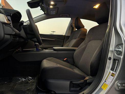 Used 2025 Toyota Camry LE image 25