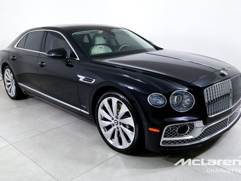 Used 2020 Bentley Flying Spur W12 AWD/4WD image 3